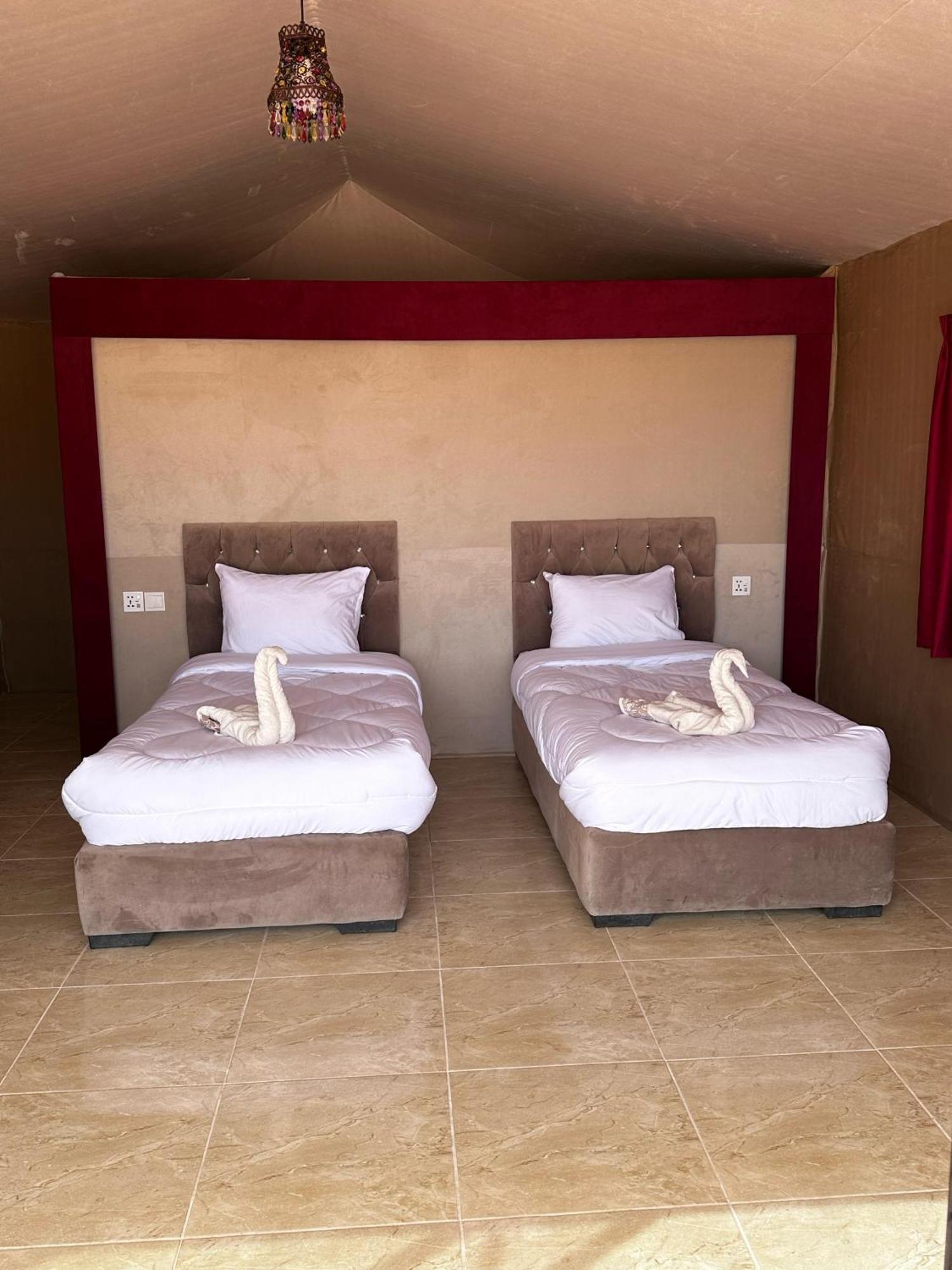 Wadi Rum Mirror Camp المظهر الخارجي الصورة